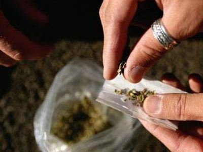 Συλλήψεις για ναρκωτικά σε Μυτιλήνη και Ηράκλειο